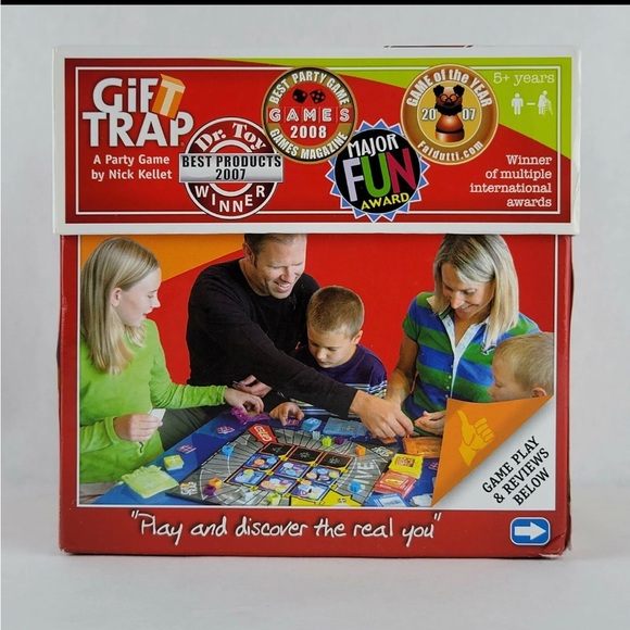 GIFT TRAP Board Game - Picture 7 of 12